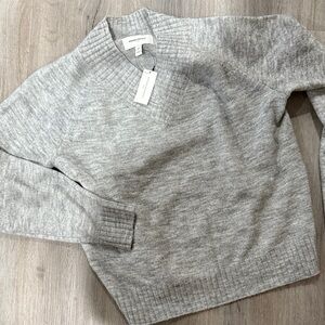 Banana Republic Light Gray Knit Sweater